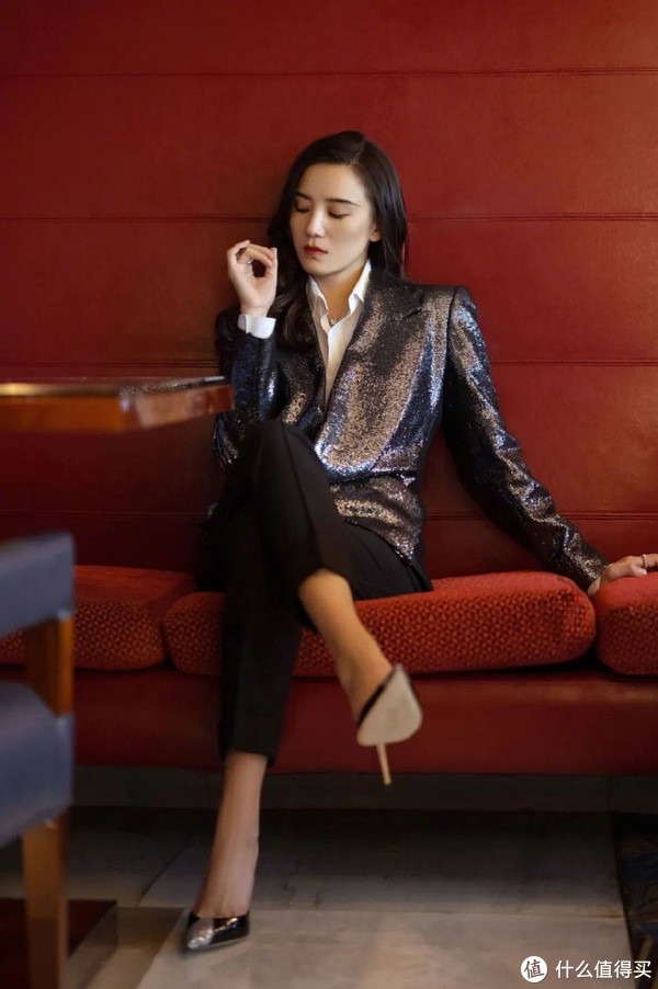 她才是真正的 顶级名媛 ！红毯生图艳压所有女明星休闲区蓝鸢梦想 - Www.slyday.coM