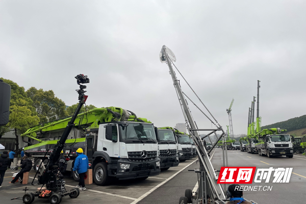 央视黄金档演绎重工豪情与担当 中联重科协拍《麓山之歌》8月19日晚开播休闲区蓝鸢梦想 - Www.slyday.coM