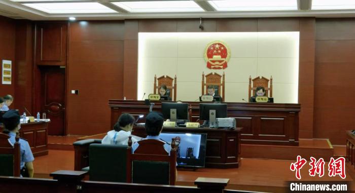 劳荣枝案二审次日庭审现场：检辩双方争议较大 劳荣枝自称“受害人”休闲区蓝鸢梦想 - Www.slyday.coM