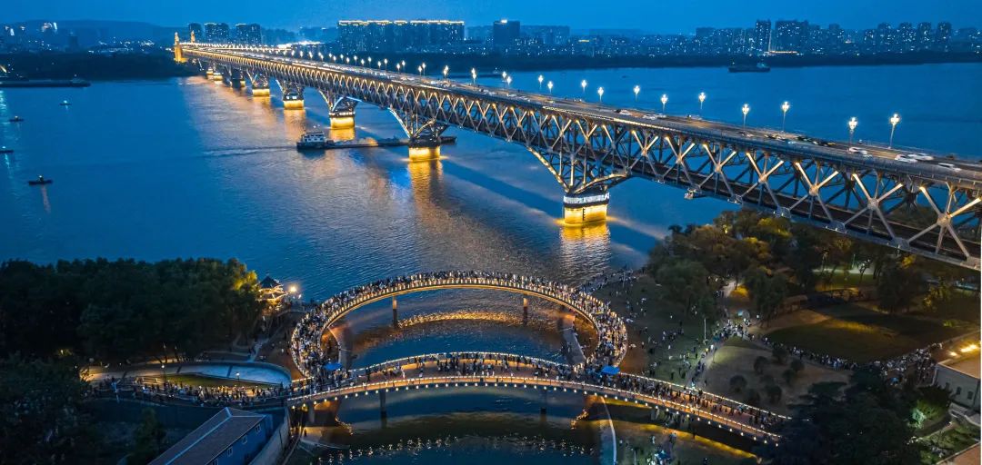 南京长江大桥&nbsp;摄:黄旭