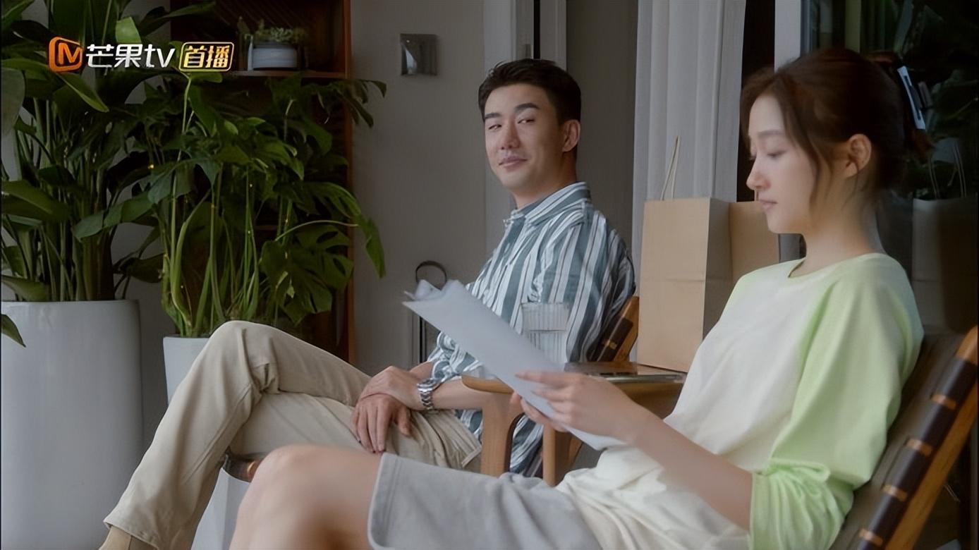 二十不惑2：梁爽官配蒋兰州攻势渐显，对的时间对的人，好甜|梁爽|攻势|兰州_新浪新闻