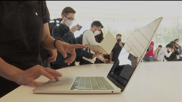 苹果曝出严重安全漏洞！黑客或可完全接管设备休闲区蓝鸢梦想 - Www.slyday.coM