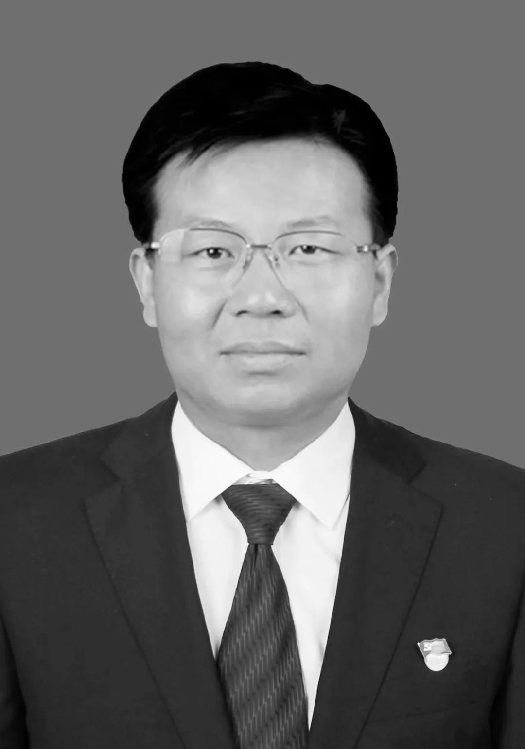 甘肃瓜州县卫健局长石金龙在疫情防控中因公殉职,英年51岁|疫情_新浪