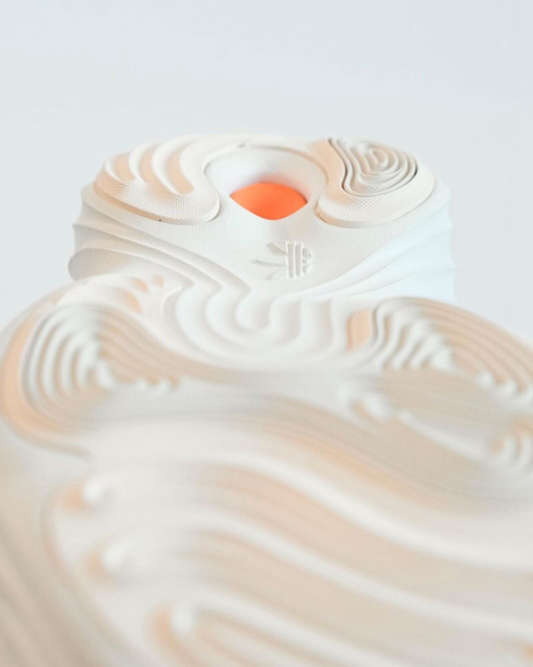 完整细节曝光！三叶草新洞洞鞋要发售了！休闲区蓝鸢梦想 - Www.slyday.coM