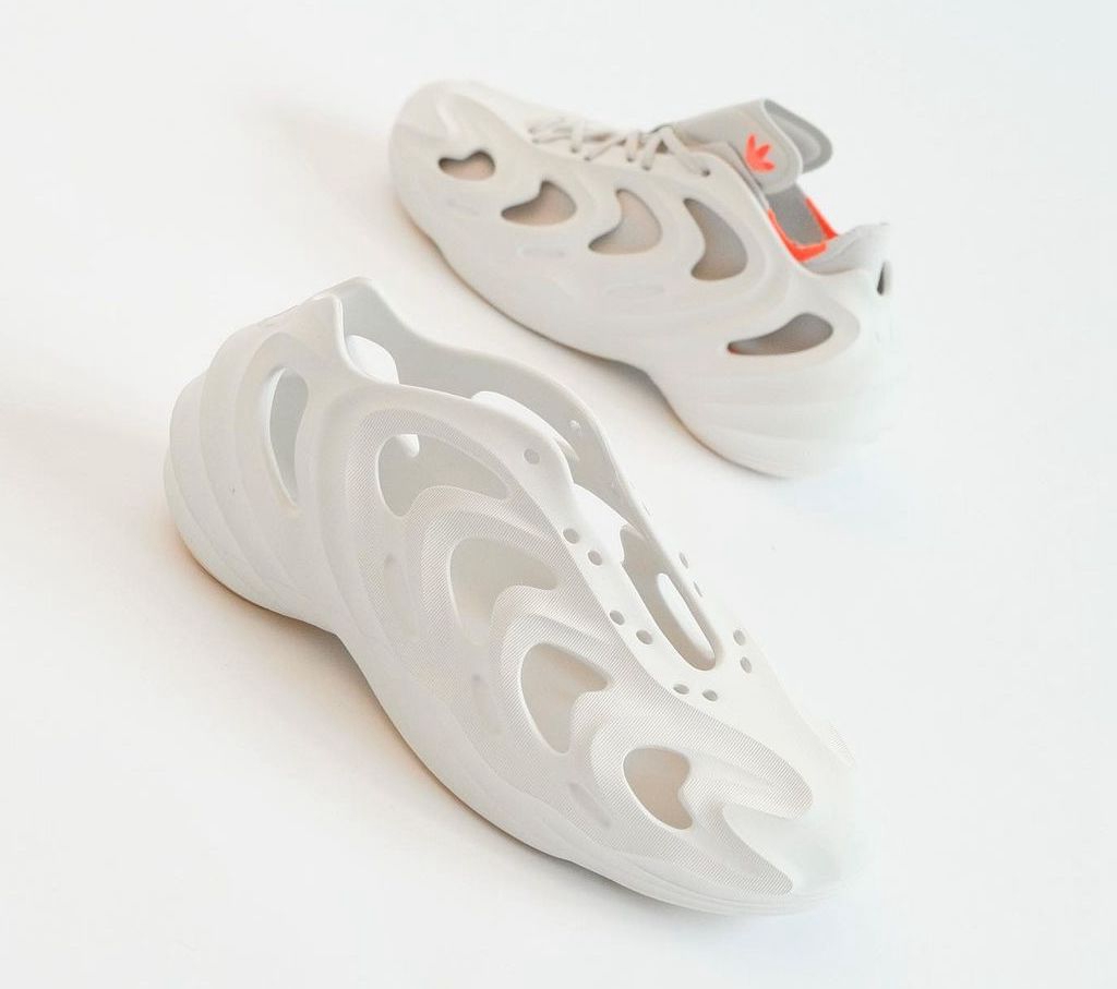 完整细节曝光！三叶草新洞洞鞋要发售了！休闲区蓝鸢梦想 - Www.slyday.coM