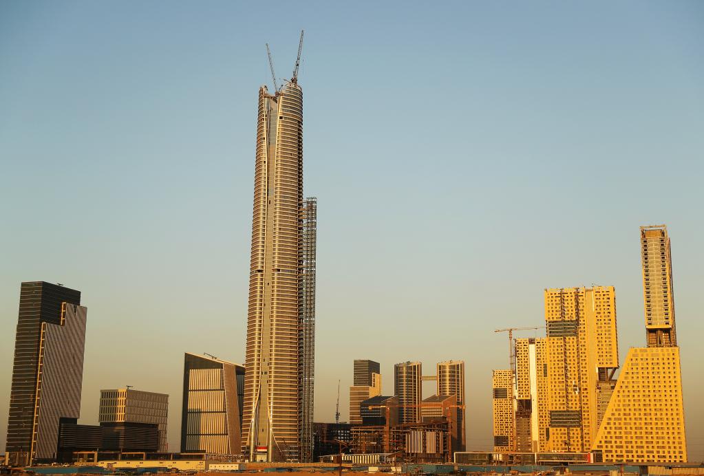 　　这是2022年8月17日拍摄的埃及新行政首都中央商务区项目。新华社记者王东震摄