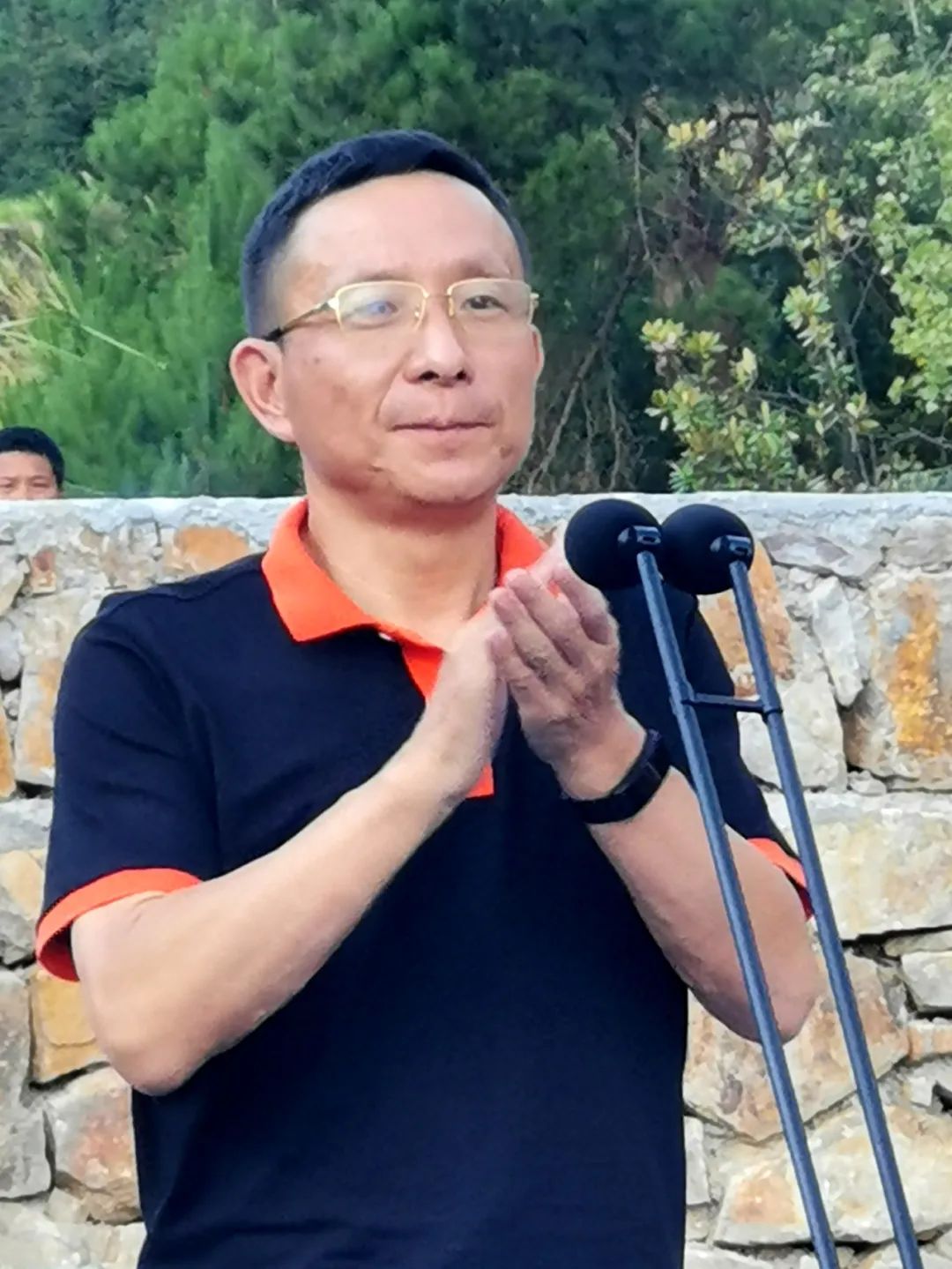 郴州市委常委,市委统战部部长欧阳锋宣布五盖山乐游营地正式开营.
