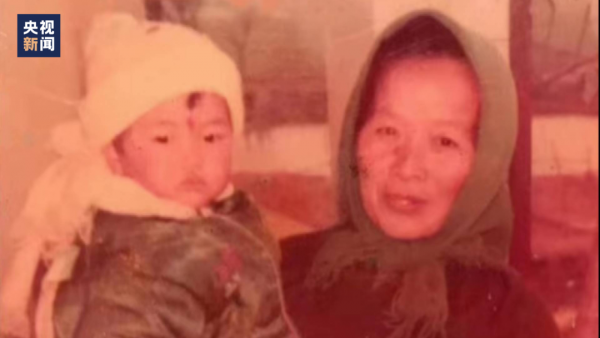 太美太暖！90后姑娘为80岁外婆拍大片！“我要给外婆拍到一百岁！”休闲区蓝鸢梦想 - Www.slyday.coM