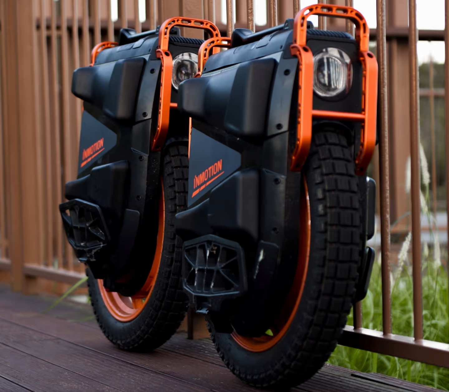 inmotion推出时速100公里的地表最强电动独轮车