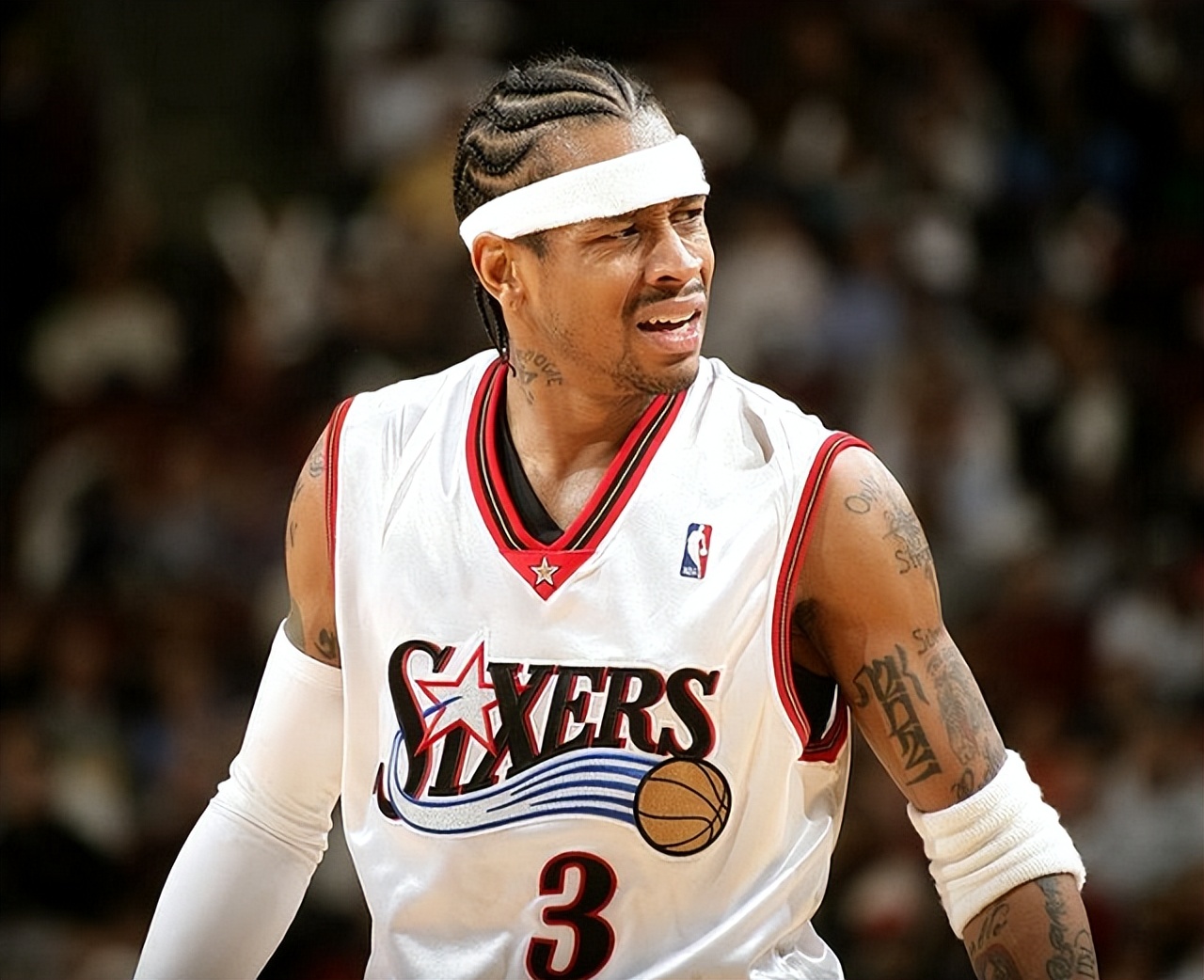 47岁艾弗森近况仍对赌桌情有独钟江湖嘻哈气息浓厚