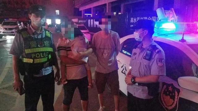 4岁女孩深夜街头找爸爸，民警连打20多个电话！网友：他心真大休闲区蓝鸢梦想 - Www.slyday.coM
