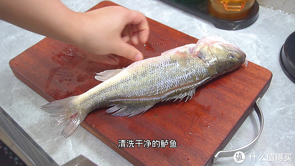 为什么做清蒸鱼不能放盐和料酒？很多人不清楚，看看老厨师怎么说休闲区蓝鸢梦想 - Www.slyday.coM