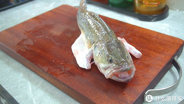 为什么做清蒸鱼不能放盐和料酒？很多人不清楚，看看老厨师怎么说休闲区蓝鸢梦想 - Www.slyday.coM