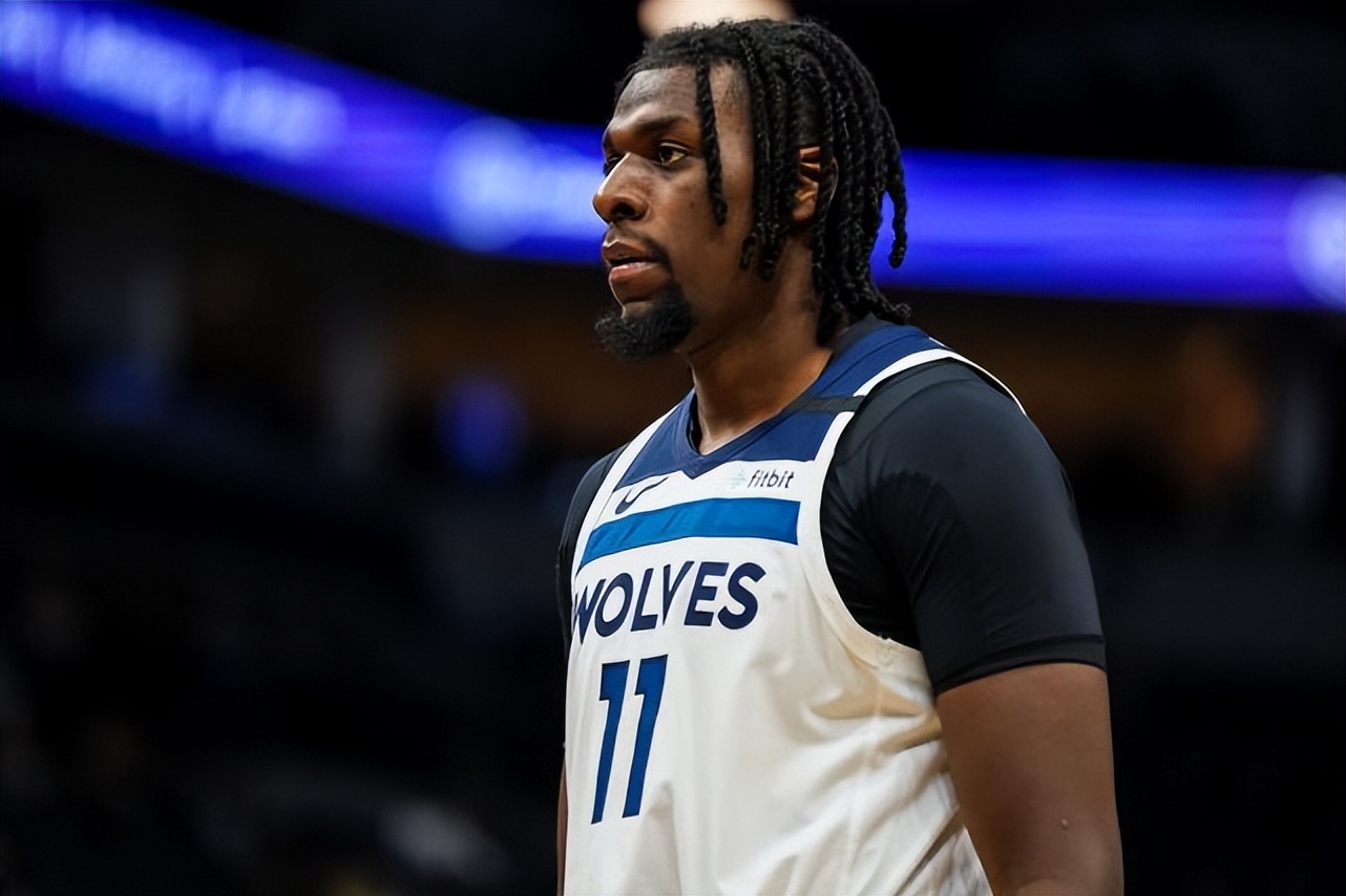 杜欧确定留队篮网仍需交易美媒晒3大补强方案3换1抢特纳冲冠