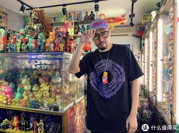 年过四十的“差不多先生”热狗，如今的穿搭还是那么街头吗？休闲区蓝鸢梦想 - Www.slyday.coM