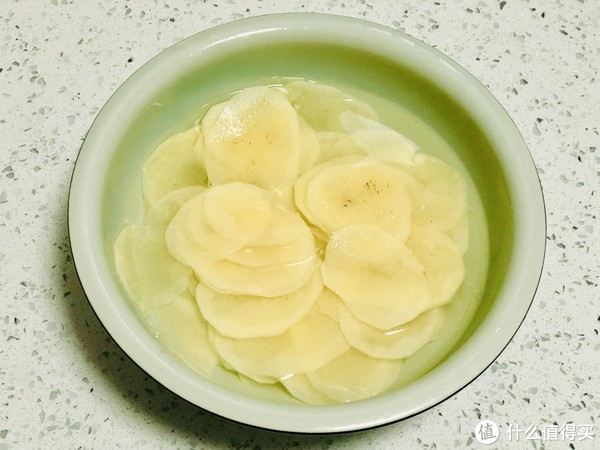 黄心土豆真的比白心土豆好吃吗？菜农：别瞎说！关键看你怎么吃休闲区蓝鸢梦想 - Www.slyday.coM