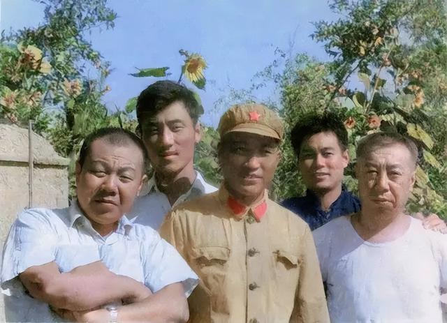 “胡汉三”刘江:凭反派走红,两次患癌,95岁在睡梦中离世|刘江|反派|胡汉三_新浪新闻