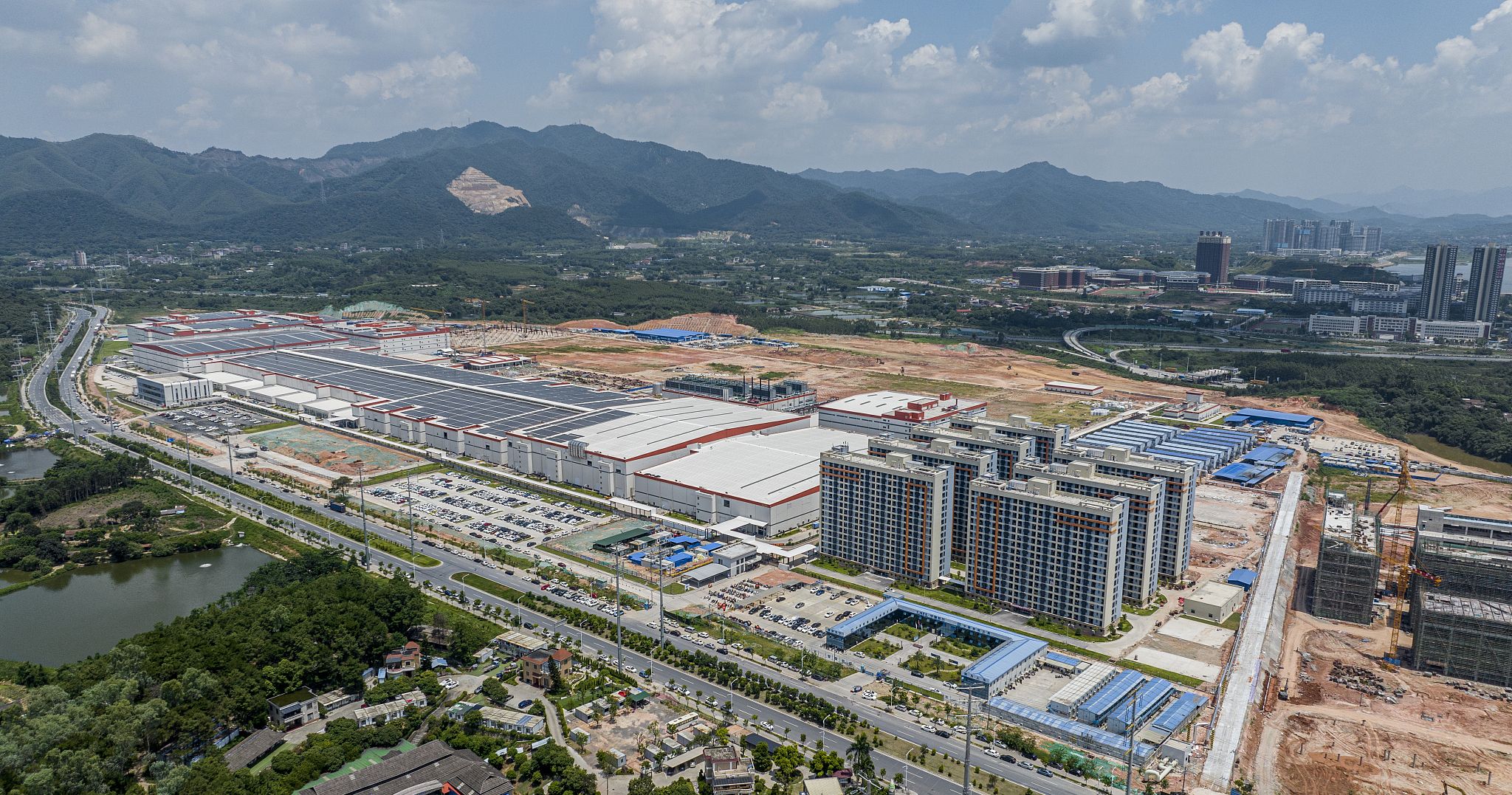 2022年7月23日,广东肇庆大旺高新区,宁德时代汽车电池生产基地.