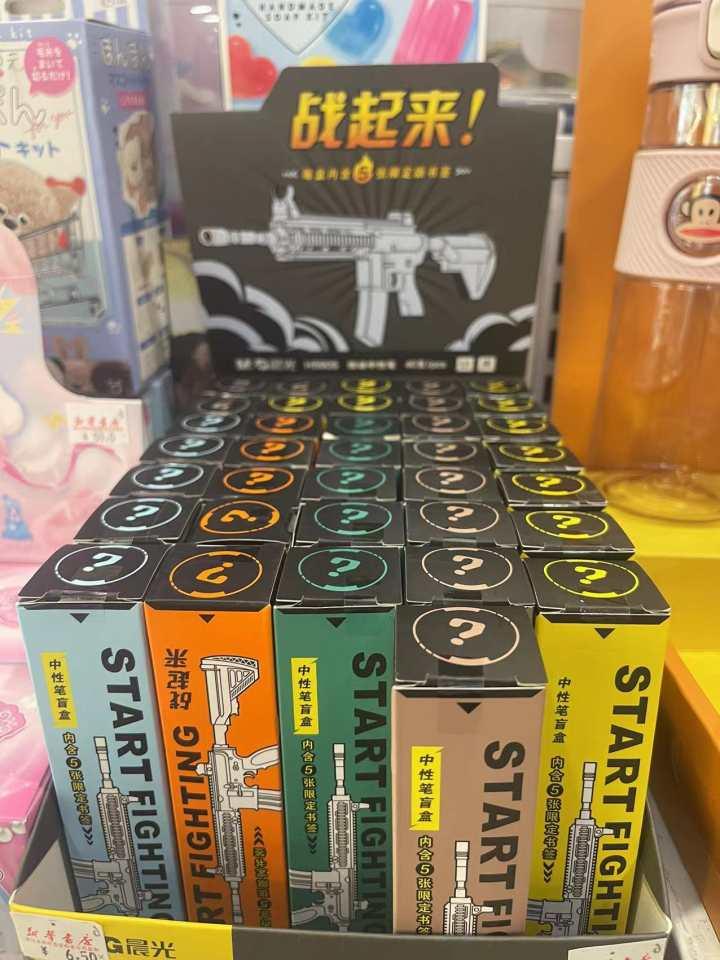 白宫晚宴枪手认供！目标非特朗普，万斯53%支持率成共和党新星