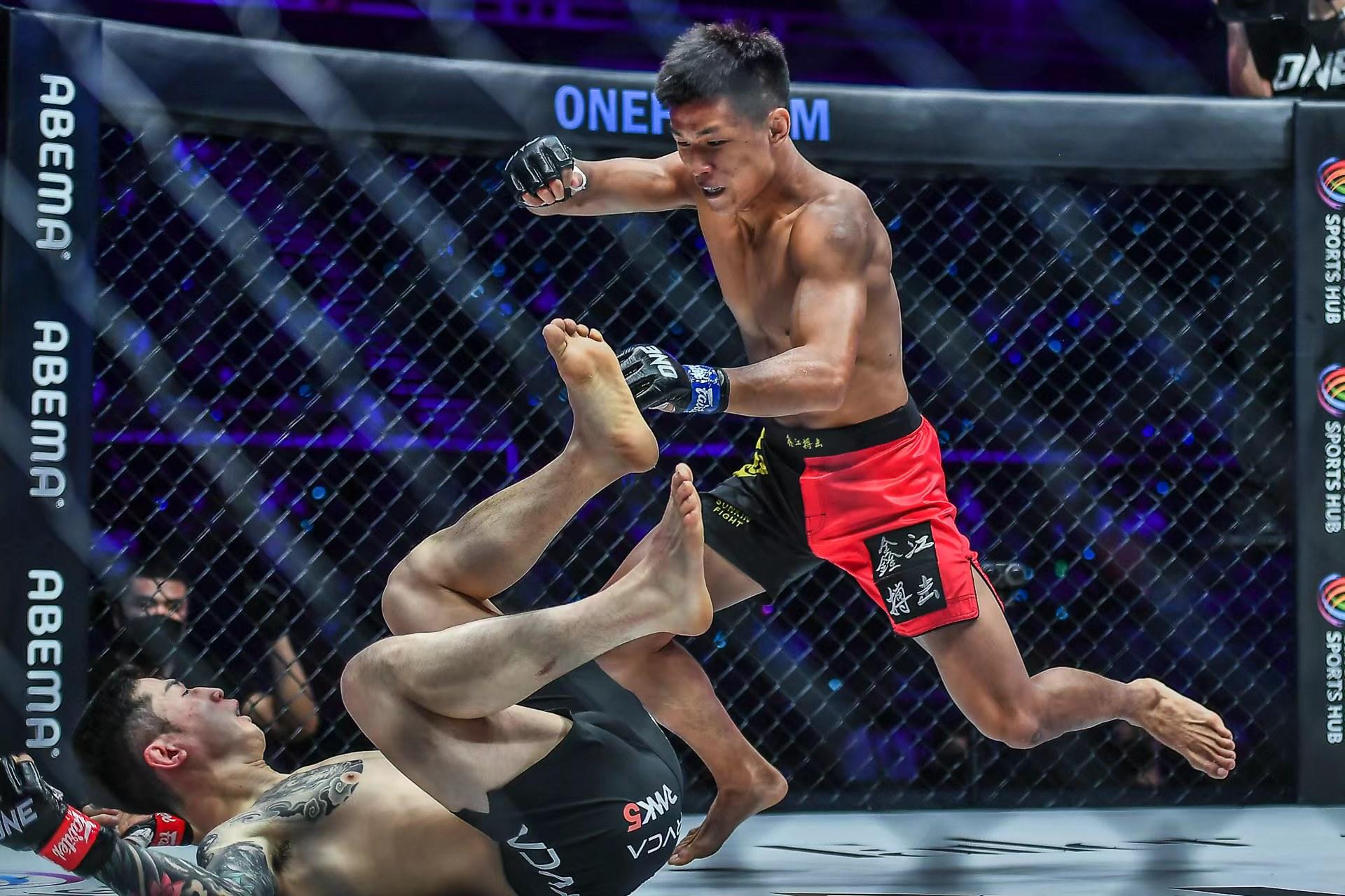 唐凯成为中国首位男子MMA世界冠军_财旅运动家-体育产业赋能者