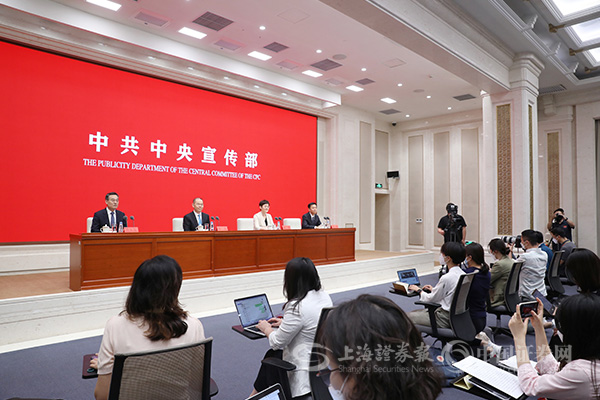 人社部：推动财政、货币、产业等政策聚力支持稳就业