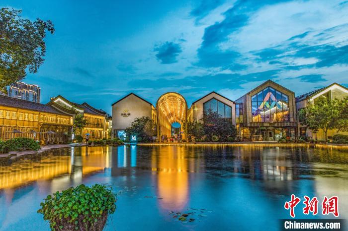 聚焦互联网创新创业的特色小镇——杭州梦想小镇.