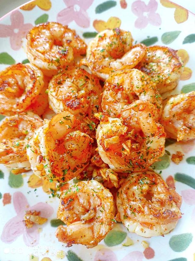 最快手好风味的虾,香味层次丰富,感觉一盘能卖150__财经头条