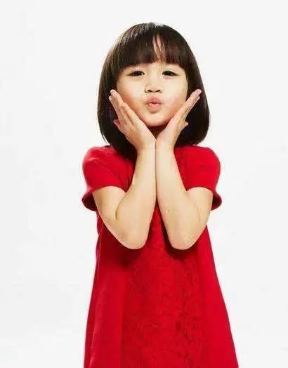 51岁钟丽缇晒与女儿合照，14岁二女儿个头赶超妈，颜值高身材火辣|钟丽缇|女儿|张思捷_新浪新闻