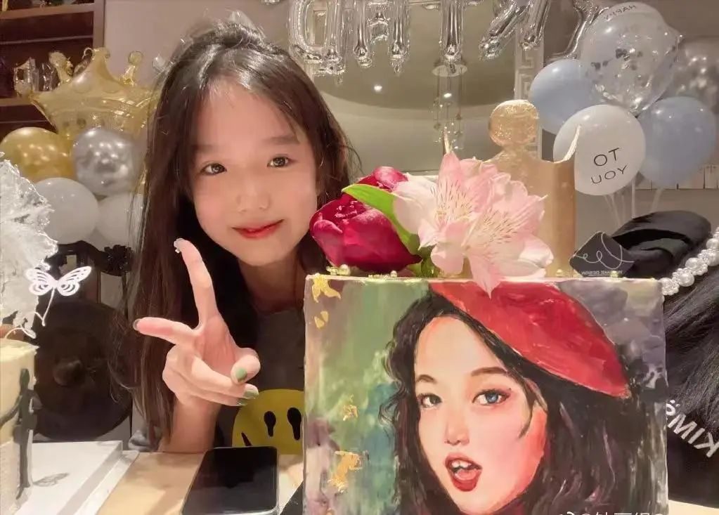 51岁钟丽缇晒与女儿合照，14岁二女儿个头赶超妈，颜值高身材火辣|钟丽缇|女儿|张思捷_新浪新闻