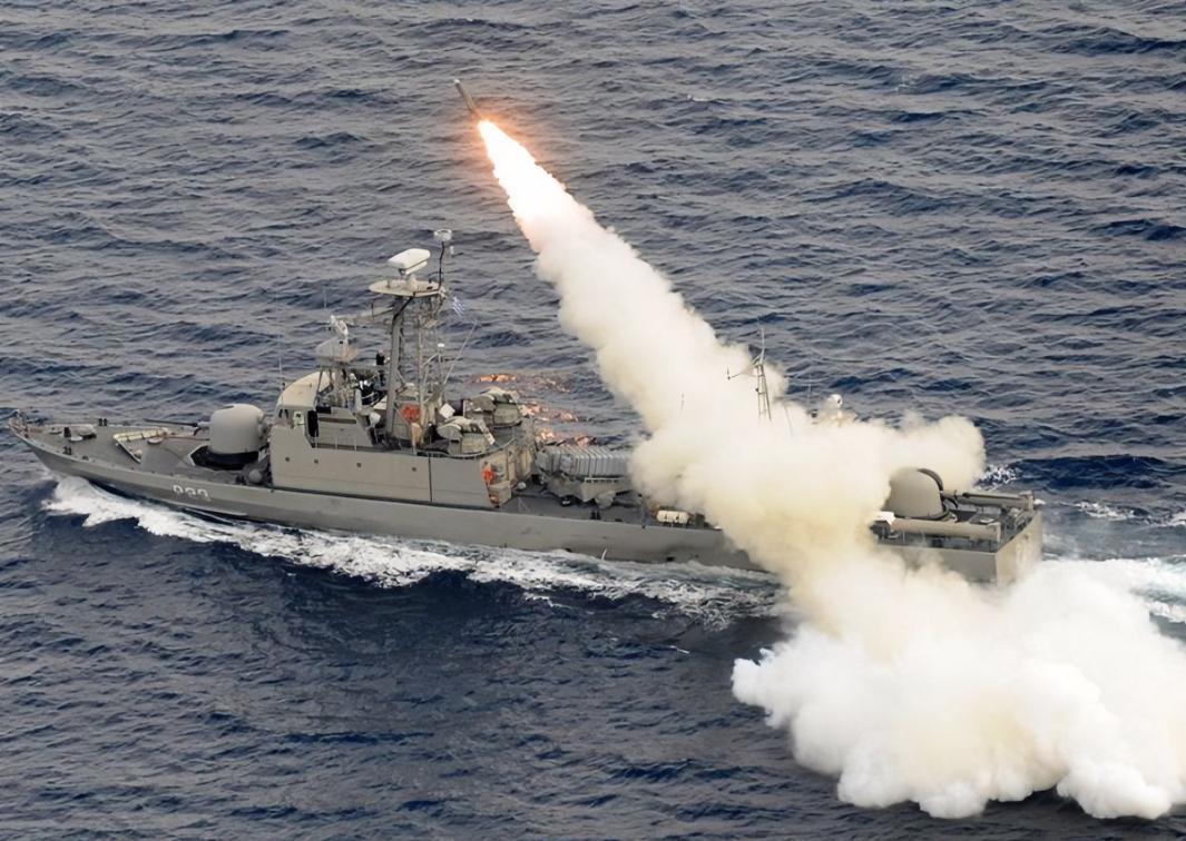 马岛战争阿根廷海军发射飞鱼导弹英军舰艇被击沉