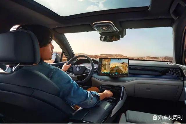 中国品牌最快的混动SUV震撼上市 唐DM休闲区蓝鸢梦想 - Www.slyday.coM