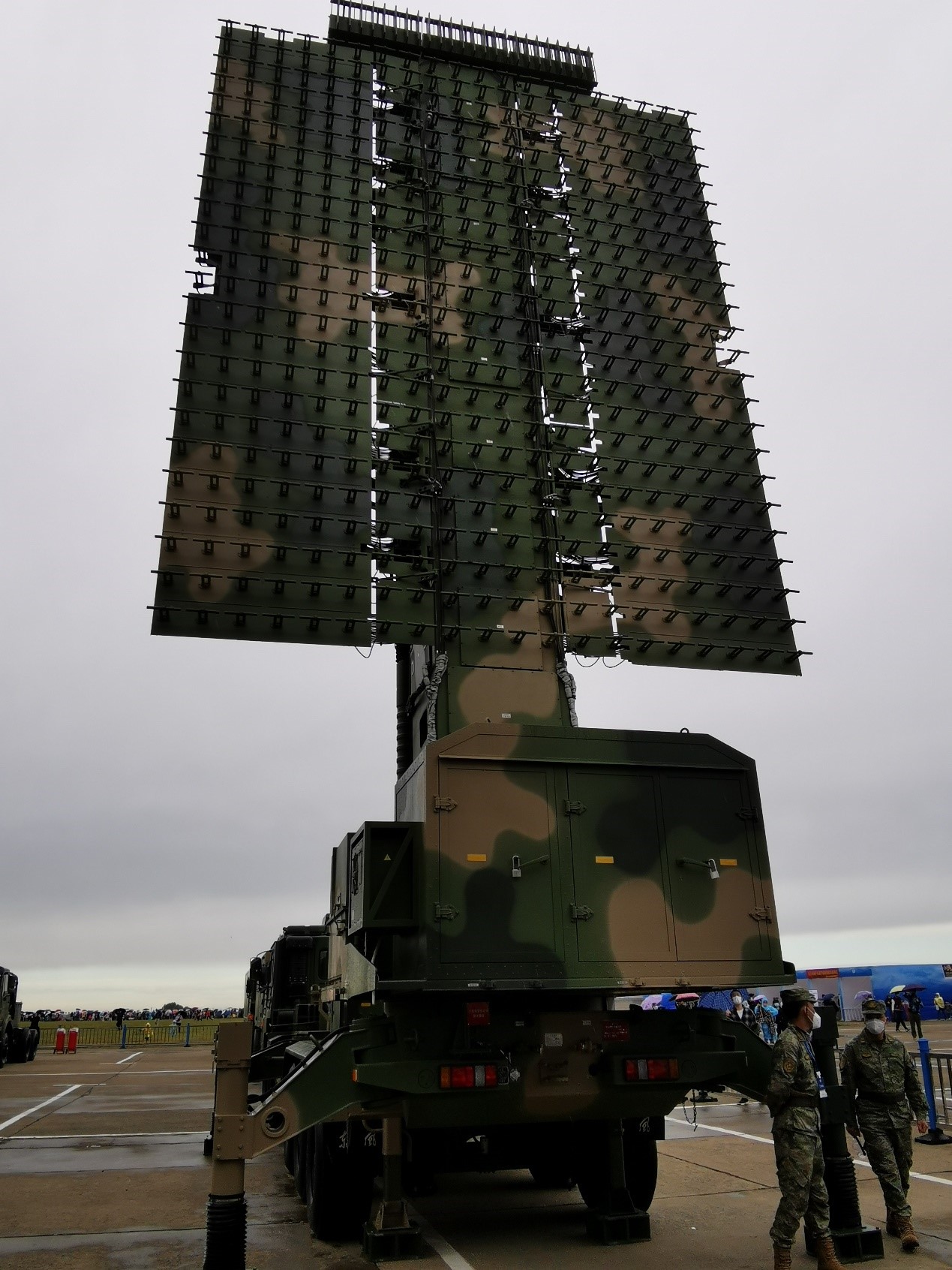 有源相控阵雷达.