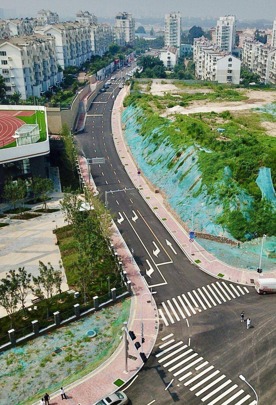 李沧区迎真宫路,秀山路通车,解决京口路周边拥堵|重庆市_新浪新闻