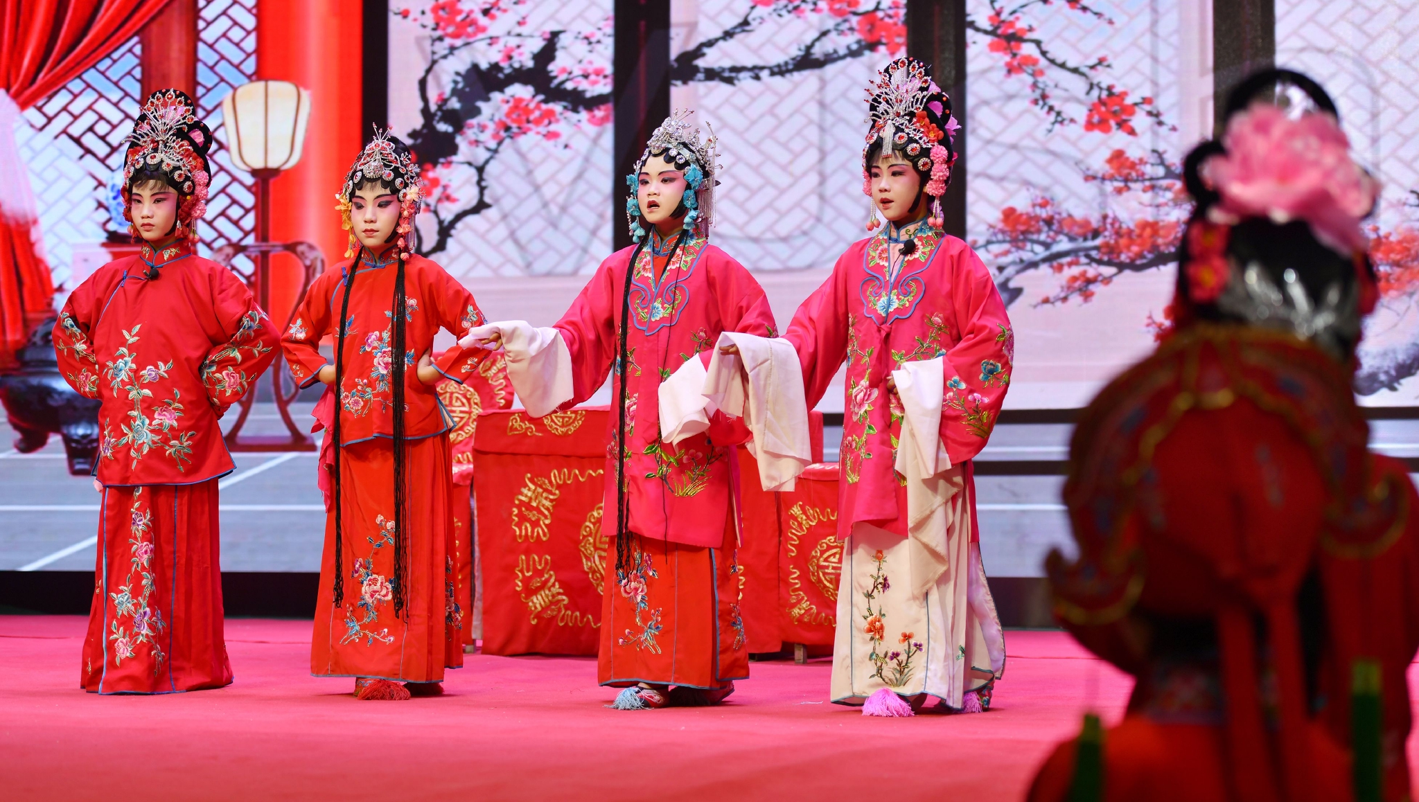 河北青县非遗哈哈腔暑期传承忙