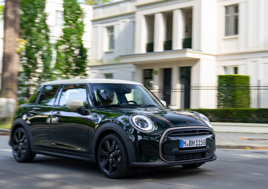 为啥现在的年轻人买车不按套路出牌？懂哥：时代变了