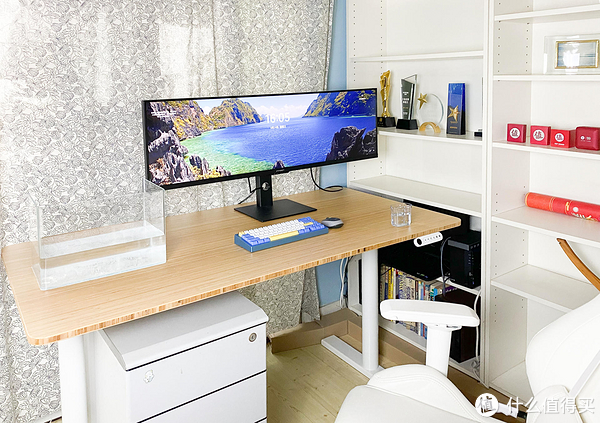 忍了三年我受够了，重新打造清爽客厅书房桌面和书架，不再是垃圾堆，边设计边改造（改变上篇）休闲区蓝鸢梦想 - Www.slyday.coM