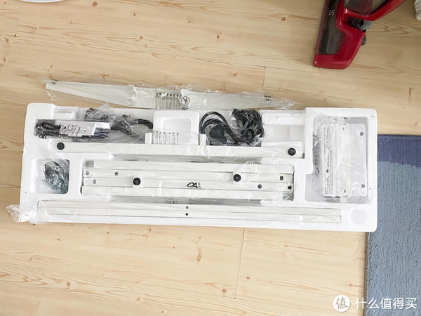 忍了三年我受够了，重新打造清爽客厅书房桌面和书架，不再是垃圾堆，边设计边改造（改变上篇）休闲区蓝鸢梦想 - Www.slyday.coM