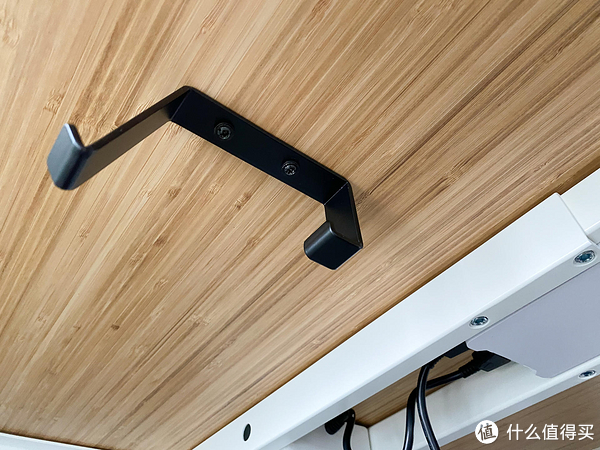 忍了三年我受够了，重新打造清爽客厅书房桌面和书架，不再是垃圾堆，边设计边改造（改变上篇）休闲区蓝鸢梦想 - Www.slyday.coM