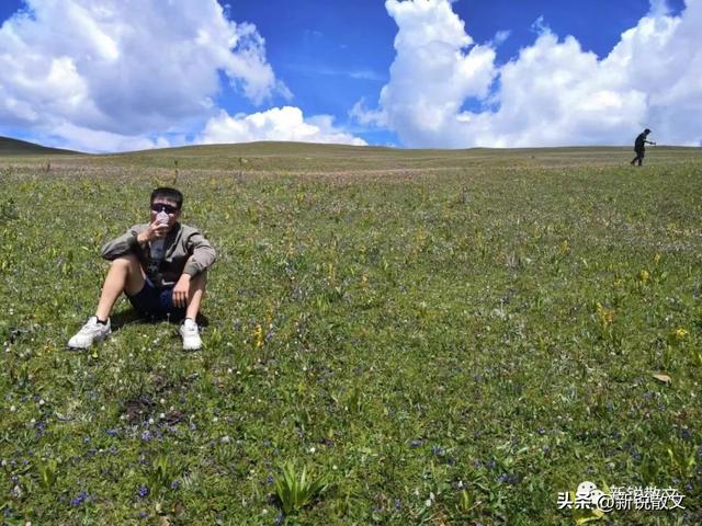 在高原，我第一次见到这么干净，这么圣洁，这么美丽，这么的地方休闲区蓝鸢梦想 - Www.slyday.coM