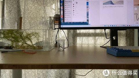 忍了三年我受够了，重新打造清爽客厅书房桌面和书架，不再是垃圾堆，边设计边改造（改变上篇）休闲区蓝鸢梦想 - Www.slyday.coM