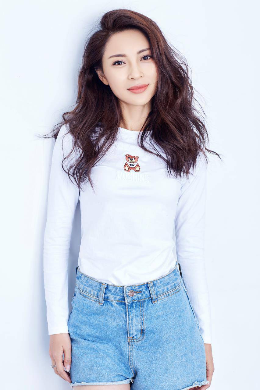 四川广元籍女演员出演 《决胜零距离》在央视八套开播 希望有机会演武则天的戏休闲区蓝鸢梦想 - Www.slyday.coM