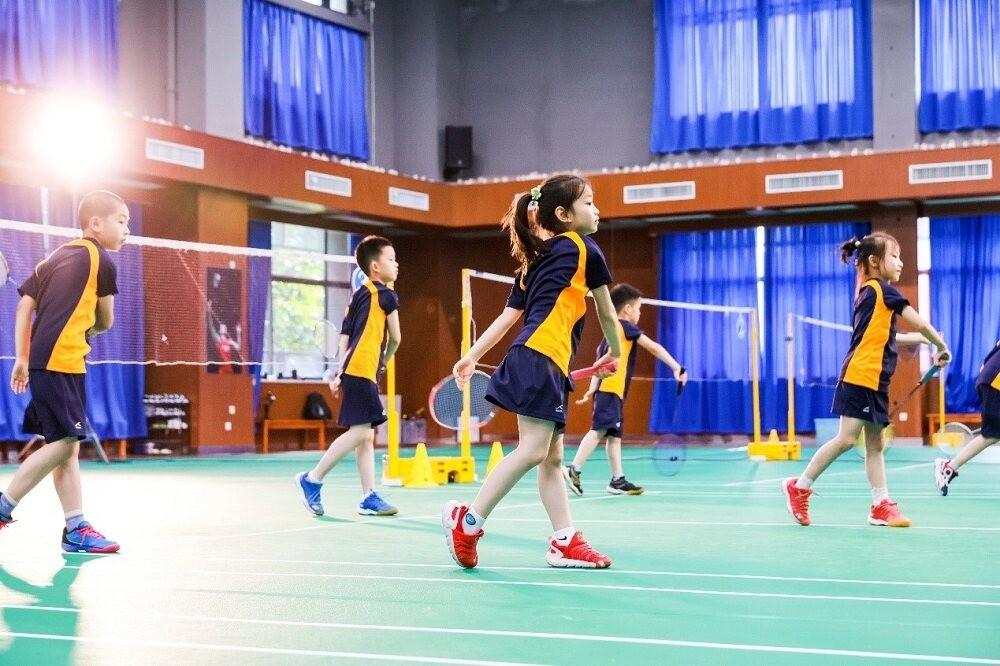 体育课上全班一起玩的游戏 可以全班一起互动的游戏有哪些