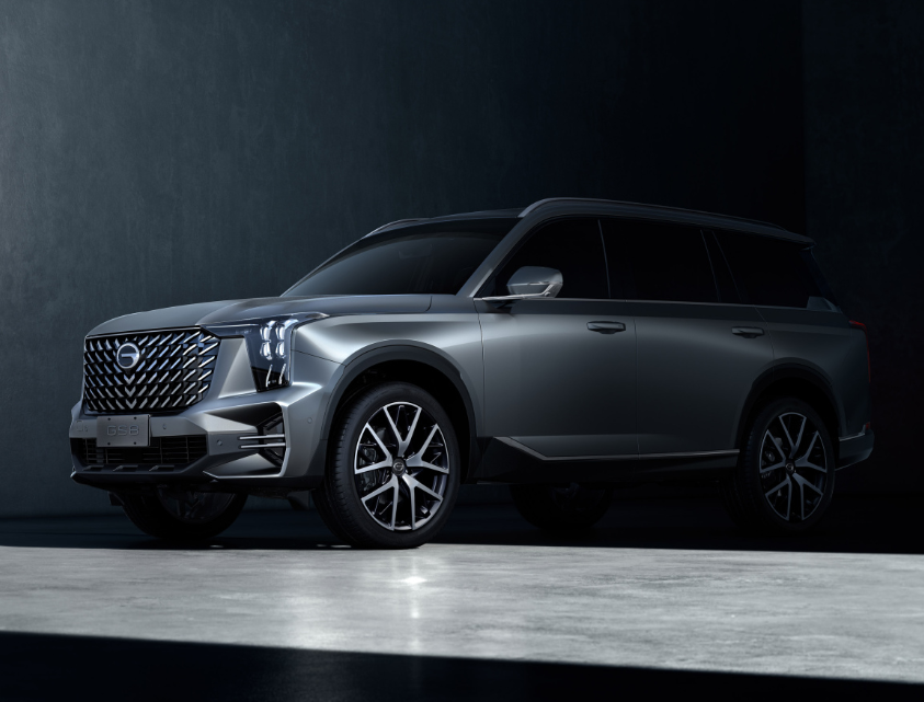 看完你坐得住？能拉7人，油耗5升！SUV得这么选