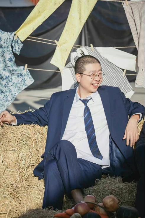 身高182还有大长腿,挡住脸就是型男|李诞|虾|型男_新浪新闻