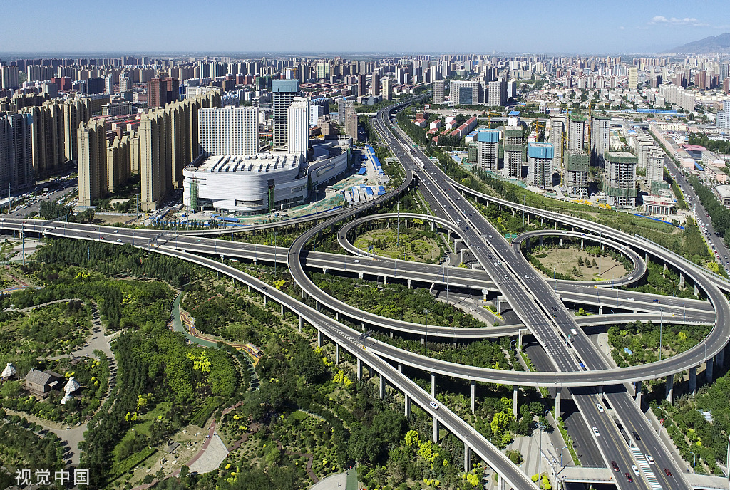 2022年6月12日,呼和浩特,城市景色.&nbsp; 视觉中国 资料图