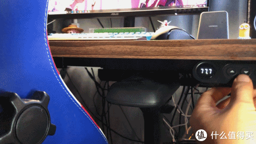 桌搭就是光的艺术吧，没完没了的折腾，这套智能灯光网红桌面是你的菜吗休闲区蓝鸢梦想 - Www.slyday.coM