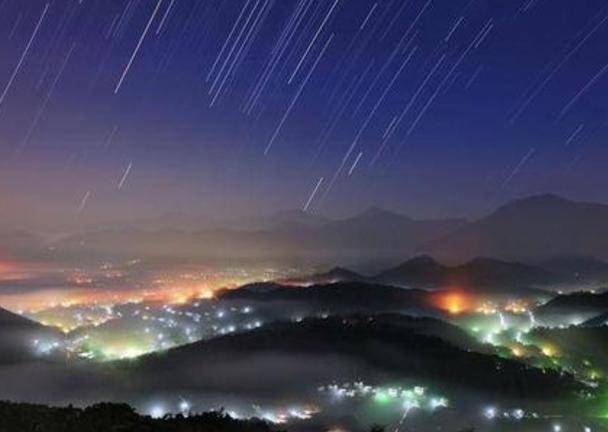 滑溜诗歌休闲区蓝鸢梦想 - Www.slyday.coM