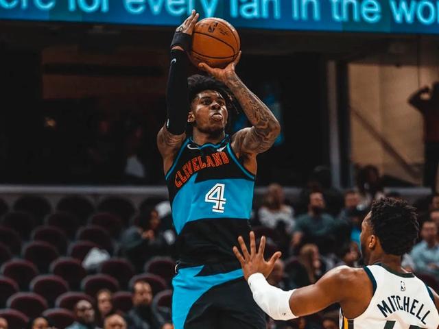 小波特飞身暴扣点燃高原主场激情四射瞬间刷爆社交媒体