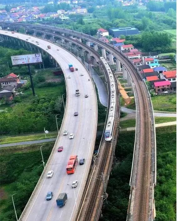 10月9日,沅水二桥全封闭施工__财经头条