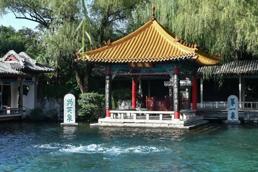 济南:水润诗意护泉脉